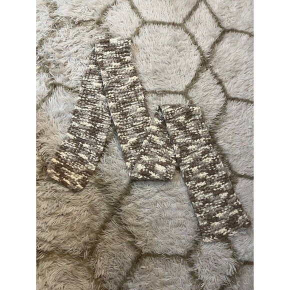 Cozy Handknit Mottled Scarf in Brown & White - Picture 7 of 10